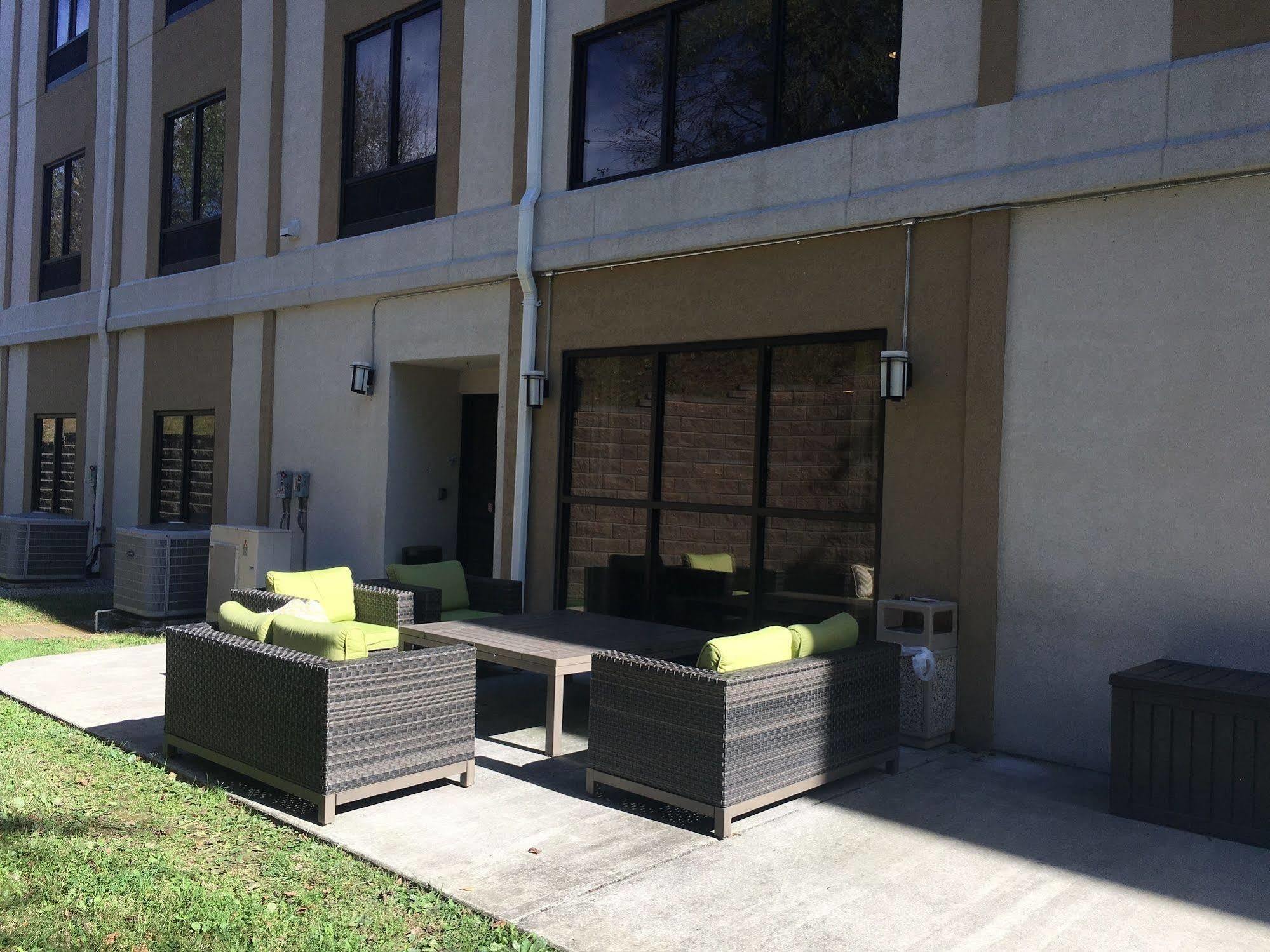 Holiday Inn Express Johnson City By Ihg Eksteriør bilde